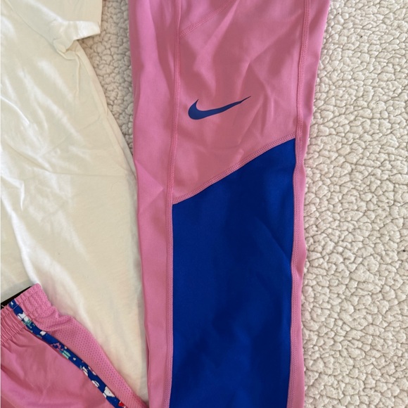 New girls Nike White Tee and Pink Activewear Set Sz L 12-14 - Picture 9 of 10